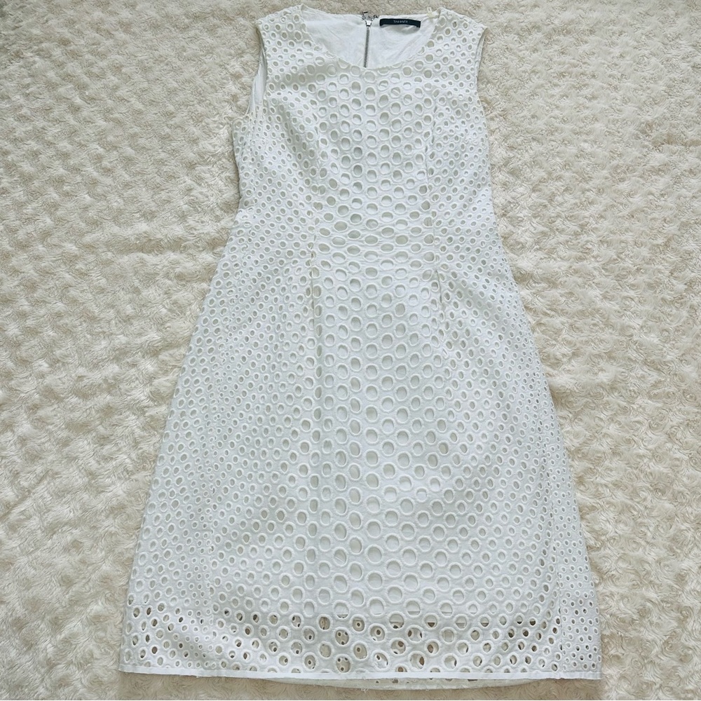 Tahari Eyelet Lace White Sheath Dress size 0